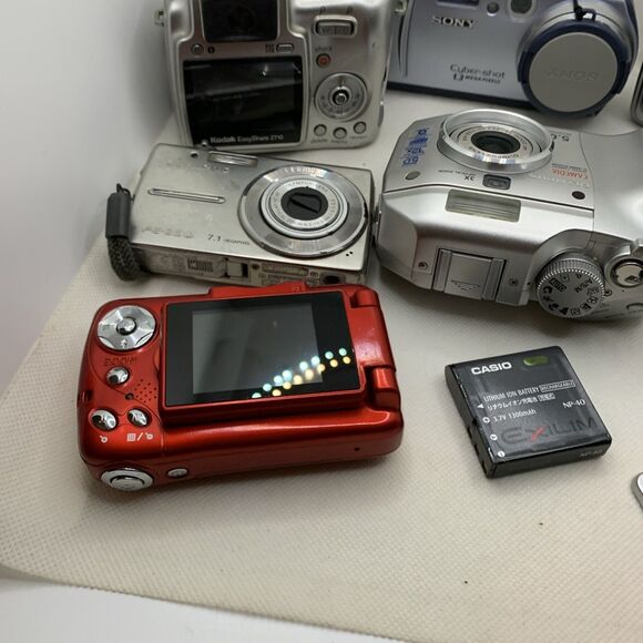 Assorted Compact Digital Camera Lot of 8 Kodak, Canon, Olympus, Casio For Parts - Picture 12 of 15